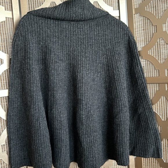 Gap sweater cape - Picture 5 of 9